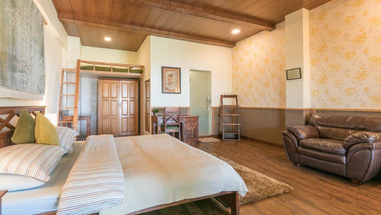 שימלה Stayvista At The Corner House - Pet Friendly Villa מראה חיצוני תמונה